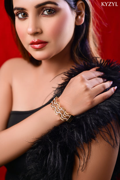 Midas Wave Cuff - A Sculptural Golden Masterpiece