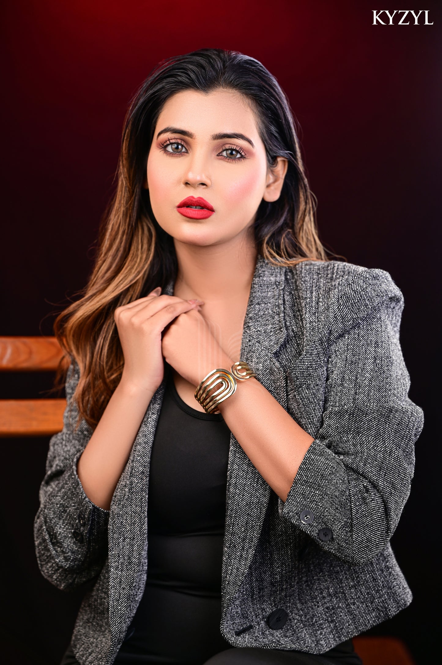 The Triple Swirl Cuff - A Bold Triple-Layered Golden Ribbon