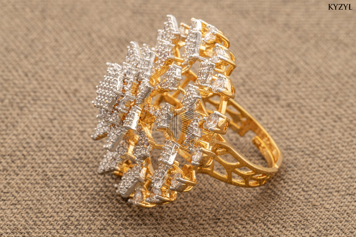 Diamond Dust Gala – Golden Radiance Cocktail Ring